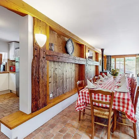 Lovely Home In Taintrux With Wifi *