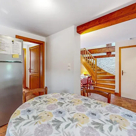Lovely Home In Taintrux With Wifi Taintrux