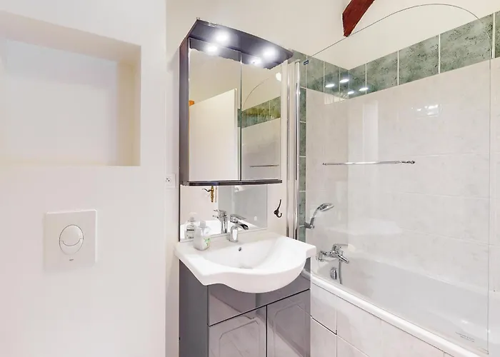 度假居 Beautiful In With Wifi *